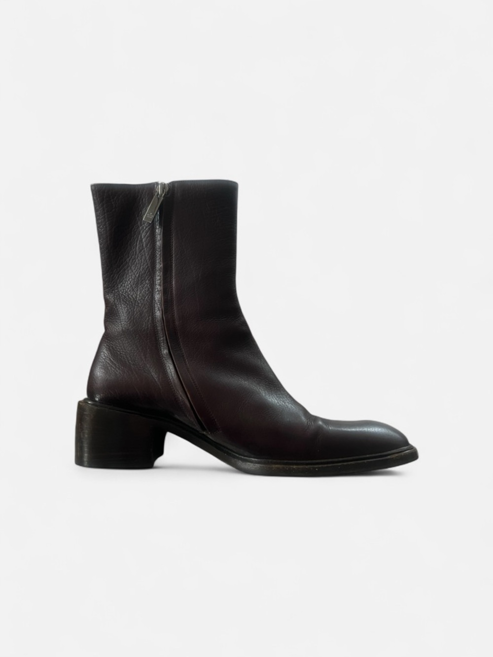 Gucci Brown Leather Ankle Boots with Embossed Logo